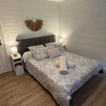 Chambre D'Hotes Du Vieux Collonges Eksteriør billede